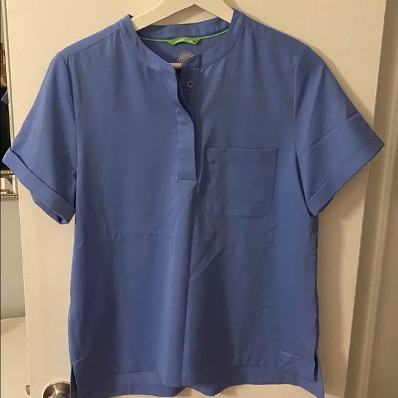 Blue Medical Scrubs Set
Pants M, 2 top S ( but frets M) - Picture 5 of 6